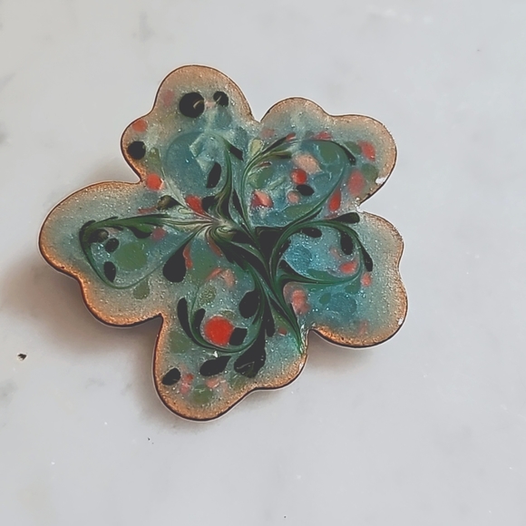 Inga signed brouch - Picture 1 of 2